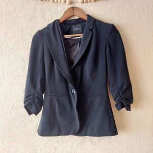 Memior black 1 button blazer 3/4 ruched sleeves Sz small